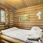 Laavu 15 Original Log With Sauna 普哈圣山